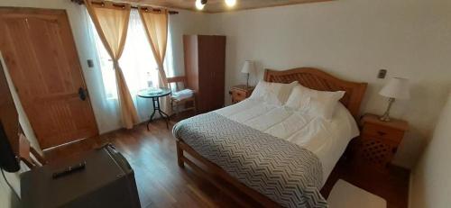 . Hostal Casa Amarilla San Vicente de Tagua Tagua