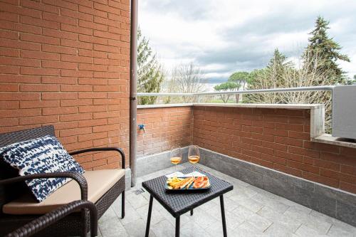 Emilia Modern Apartment with Free Parking in Monte Porzio Catone
