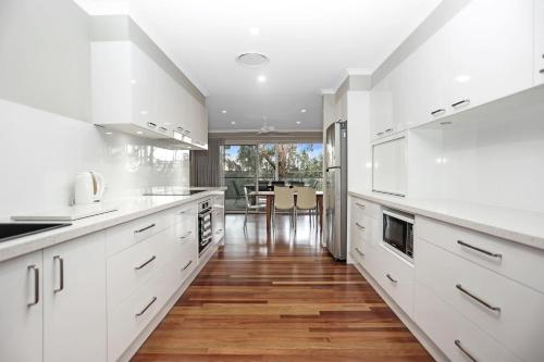 River Views Pet Friendly in Hawks Nest