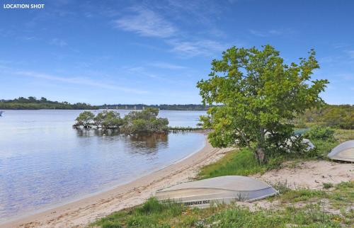 River Views Pet Friendly in Hawks Nest