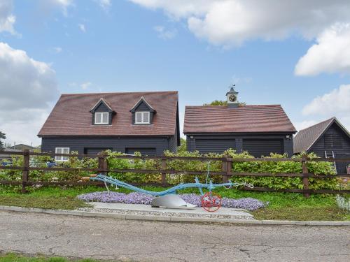 A szálláshely kívülről, Leveret Lodge in Leavenheath