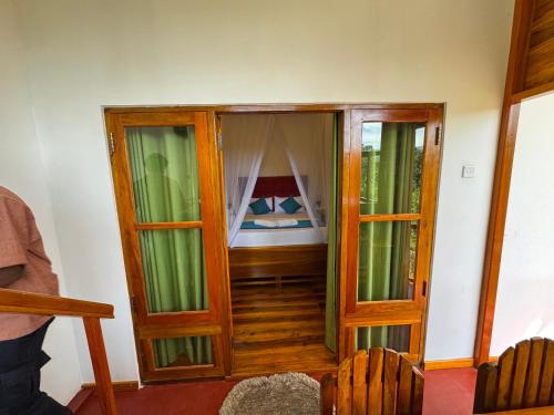 Deluxe Double Room image 6