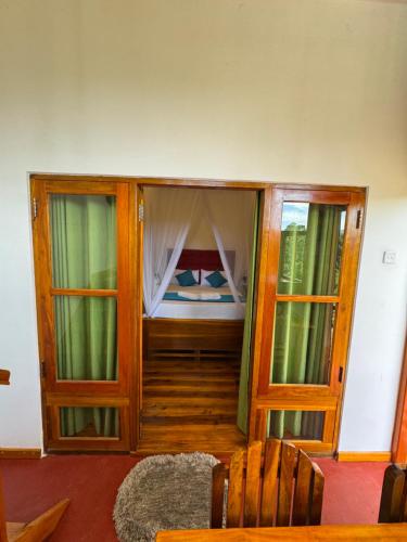 Deluxe Double Room image 2
