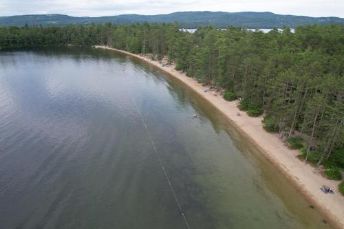 Newfound Lakeside Retreat in 布里斯托爾(NH)