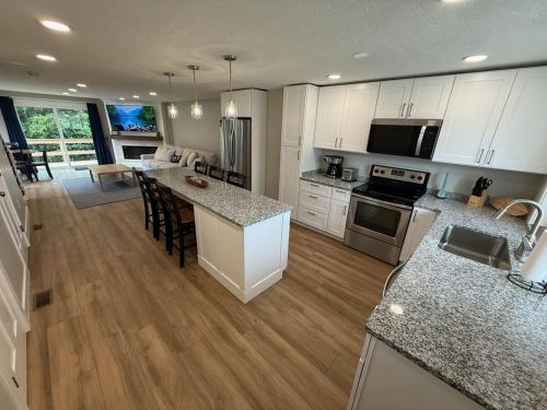 Newfound Lakeside Retreat in 布里斯托爾(NH)