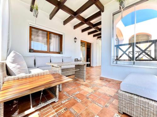 Skyline Stay - Lilacs Garden in 卡博內格羅