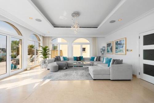Maison Privee - Ultra-Luxury Villa with Private Pool & Beach on Palm, Dubaj (zdjęcie 7)