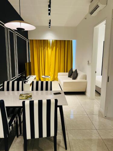 Axon Residence Bukit Bintang by Comfort Stay - image 4