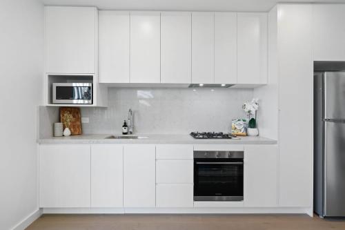 Azure Apartments Bondi by Urban Rest - image 5