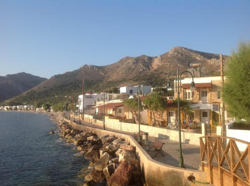Vchod, Spiros Apartments in Tilos