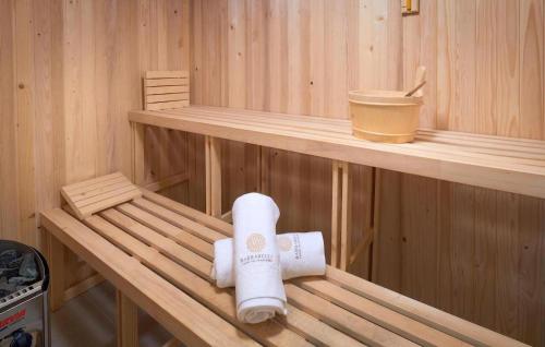 กิจกรรม, Awesome Home In Makarska With Sauna in เวลิโก บรึโด