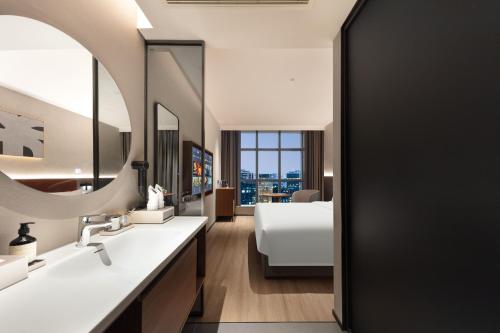 Double Room image 4
