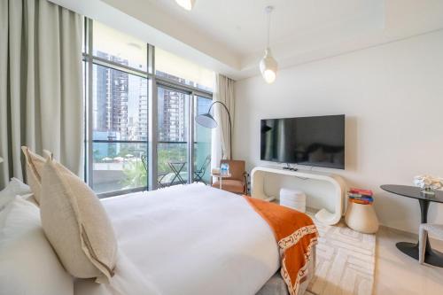 Homes Beyond l Studio Chic City Escape Aykon City Tower C, Дубай (фото 5)