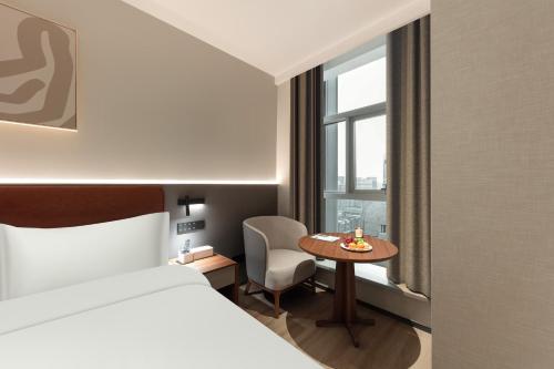 Superior Double Room image 4