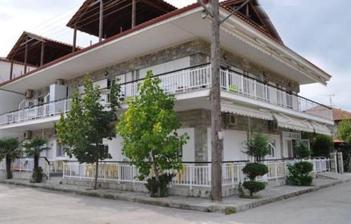  Villa Giannis Apartments in Nea Vrasna