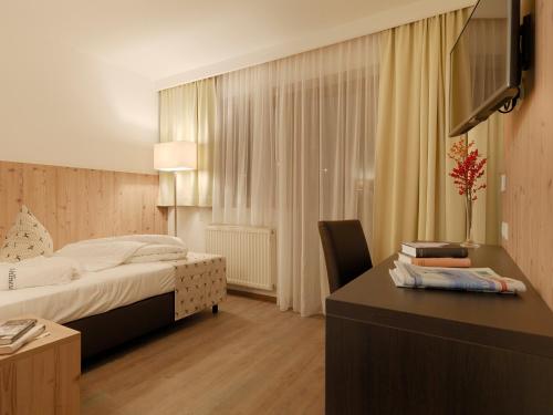 1 twin bed