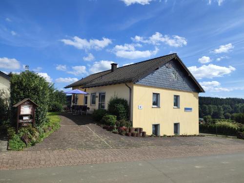 Ferienhaus Gönen in Bleialf, Deutschland