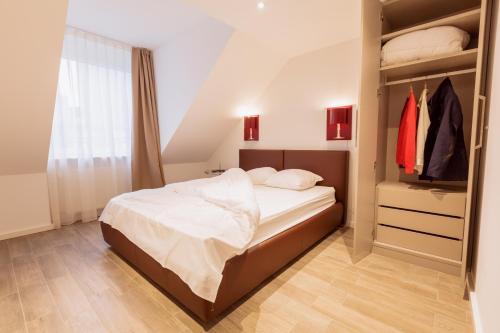 360 Apartment Hotel Frankfurt - image 11