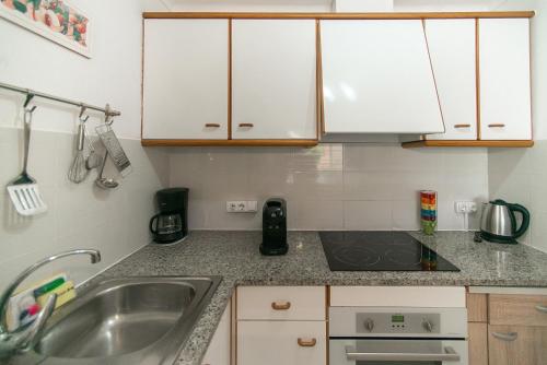 Apartment image 10