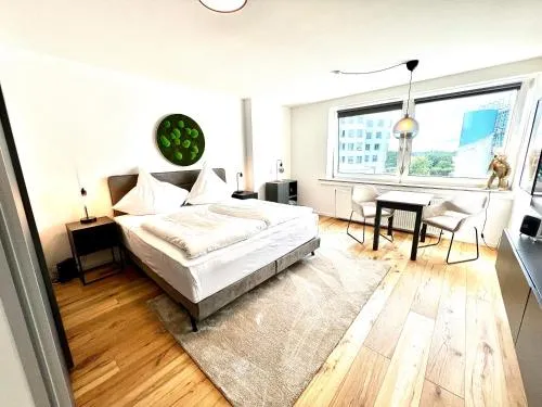 City-Apartment mit Rheinblick in Düsseldorf, Deutschland