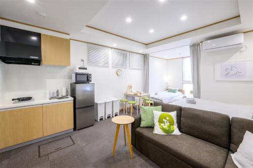 Komei Hotel/5min to station/Direct access to Narita and Haneda/Asakusa/Sky tree