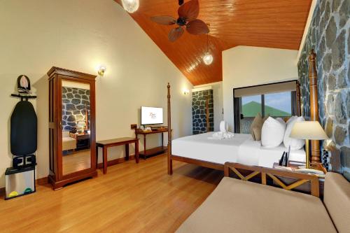 Alokik Sharanam Zinc Journey by The Fern, Mahabaleshwar in 馬哈巴勒什瓦