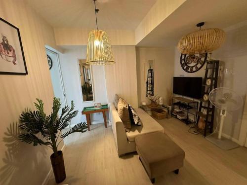 Azure Staycations by MM 1, Manila