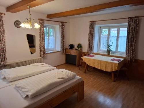 Gingin- rooms in Hallstatt