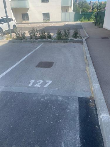 베르크 Chérima - Bel appart au RDC avec Terrasse et Parking à Berck-Plage (Cherima - Bel appart au RDC avec Terrasse et Parking a Berck-Plage) 4성급 싱글룸 객실