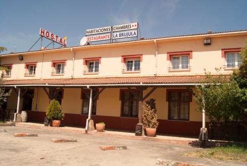  Hostal Hermanos Gutierrez, Monasterio de Rodilla bei Fresneda de la Sierra Tirón