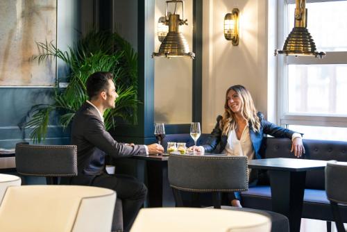 Hotel Mercure Jardines de Albia - image 8