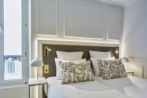 Hotel Moulin Plaza - image 5