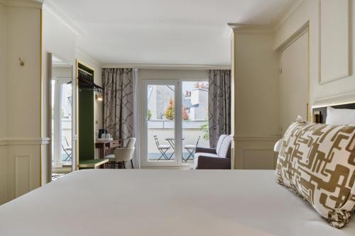 Hotel Moulin Plaza - image 11