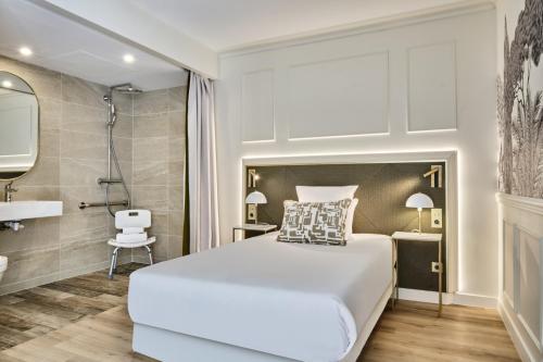 Hotel Moulin Plaza - image 7