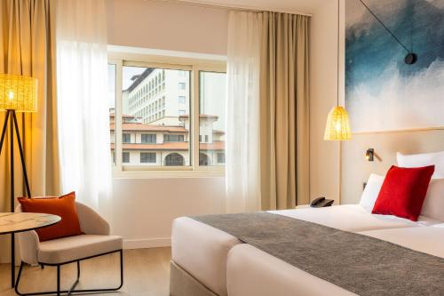 Double Room image 3
