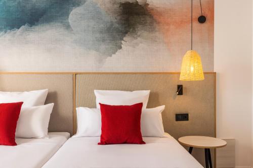 Superior Double Room image 4