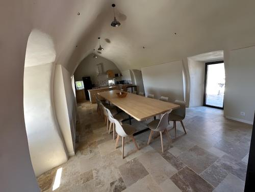 A szálláshely kívülről, Domaine avec vue cirque du Levancou in Saint Georges De Luzencon