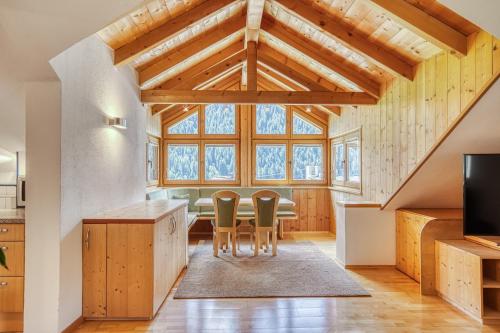 Haus St. Bernard in Pettneu am Arlberg, Österreich
