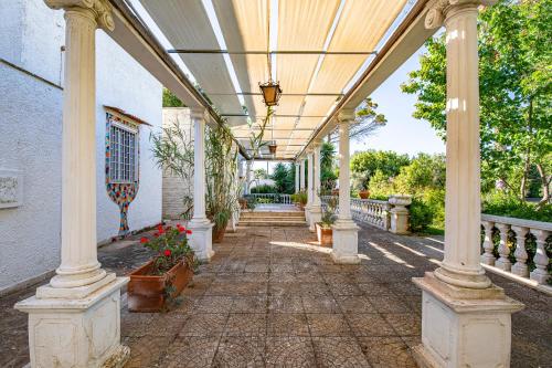 Kilátás, I Giardini del Cavaliere in Console