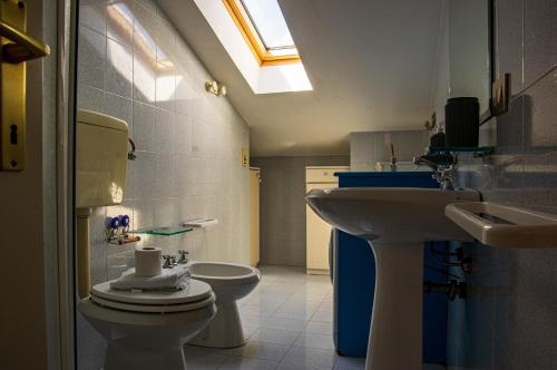 Two-Bedroom House image 10