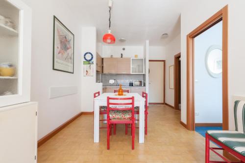 Apartment image 7