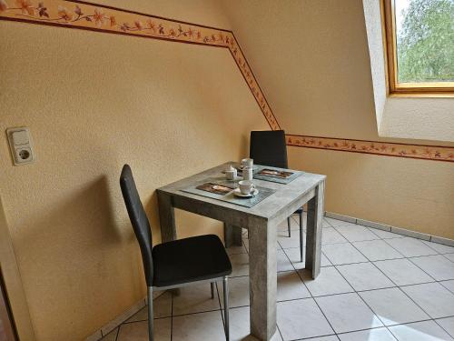 One-Bedroom Apartment with Balcony image 6