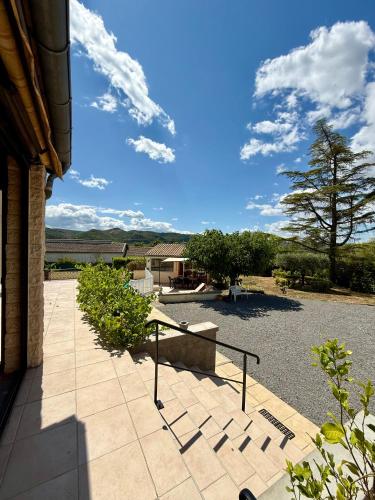 บริการและสิ่งอำนวยความสะดวก, La Douce Ardèche (La Douce Ardeche) in แซ็ง-แฌร์แม็ง