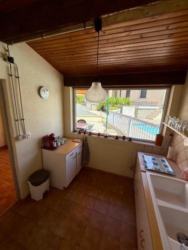 ห้องครัว, La Douce Ardèche (La Douce Ardeche) in แซ็ง-แฌร์แม็ง