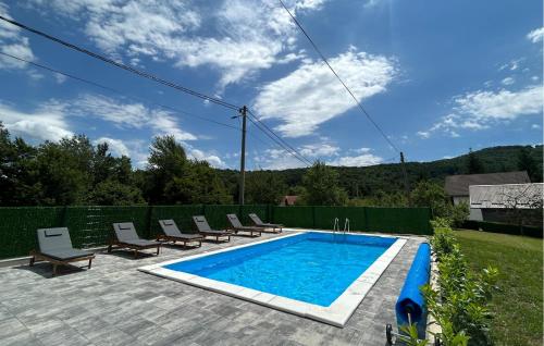 Peldbaseins, Amazing Home In Smoljanac in Smoljanac