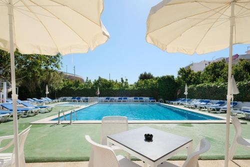 azuLine Hotel Llevant - image 14