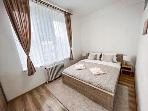 2BD- next to Presidential palace, Bratislava (fotografie 5)