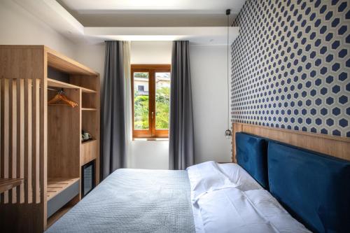 Standard Double Room image 5