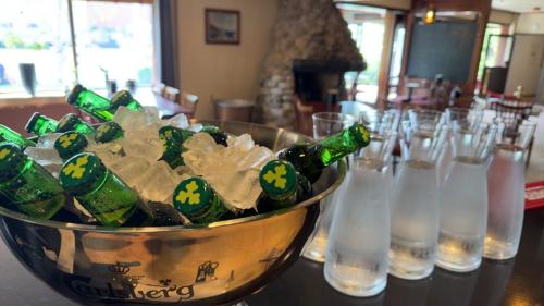 Green Door Hotel - image 11