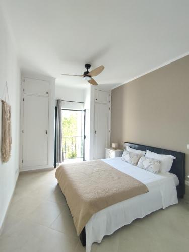 Al Algarve - Alojamento local com excelente localização (Al Algarve - Alojamento local com excelente localizacao) in ซาลิโกส